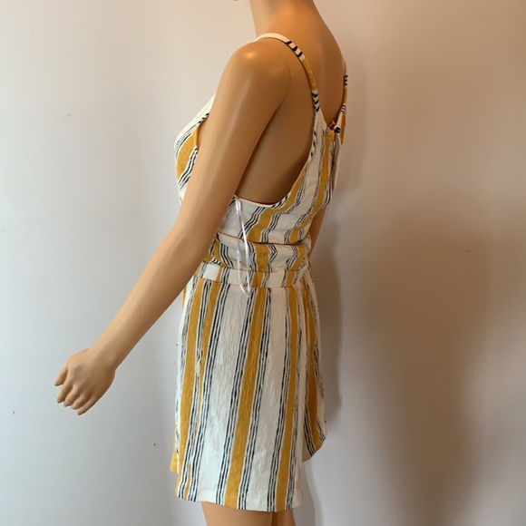 One piece romper - Picture 4 of 8